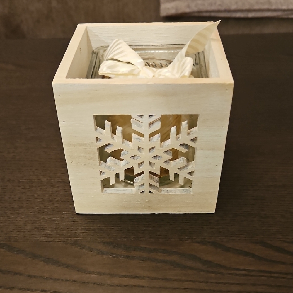 Wooden Snowflake Candle Holder